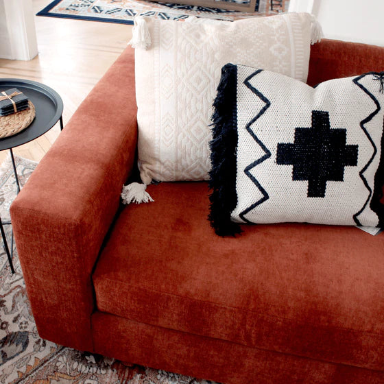 Fringed Pippa Pillow (Insert Included)